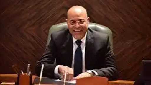 وزير العمل: إجازة عيد الفطر...