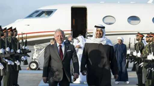 ملك الأردن يصل الإمارات في...