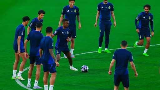 النصر السعودي ينافس عملاقة الدوري...