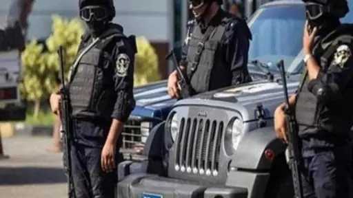 ضبط 6 أشخاص بتهمة غسل...