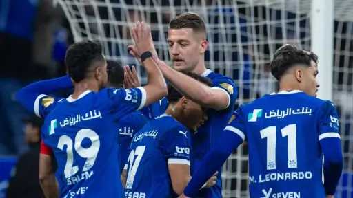 يدفعون الثمن.. 5 لاعبين يقتربون...