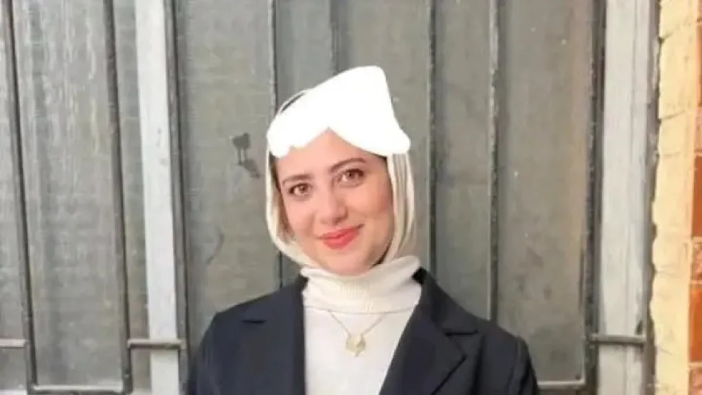 الطالبة روان