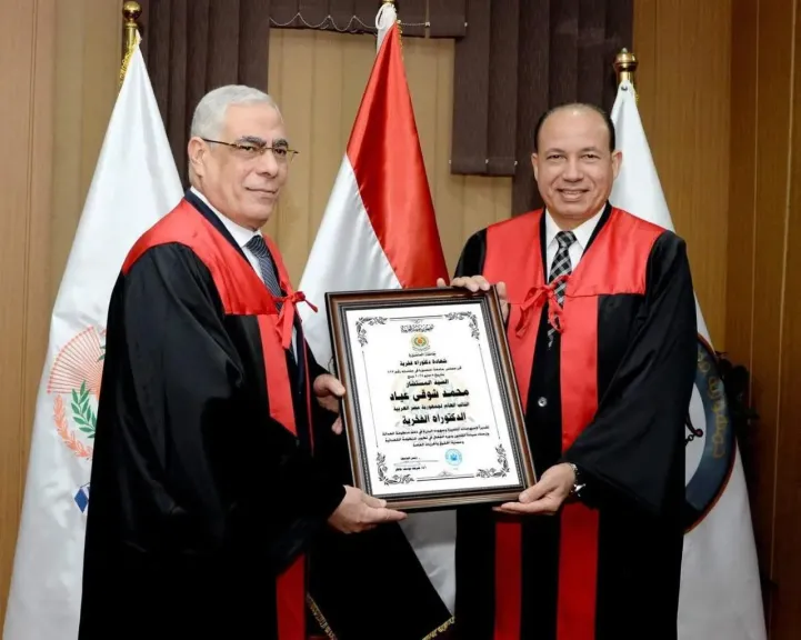 منح الدكتوراه الفخرية للنائب العام من جامعة المنصورة