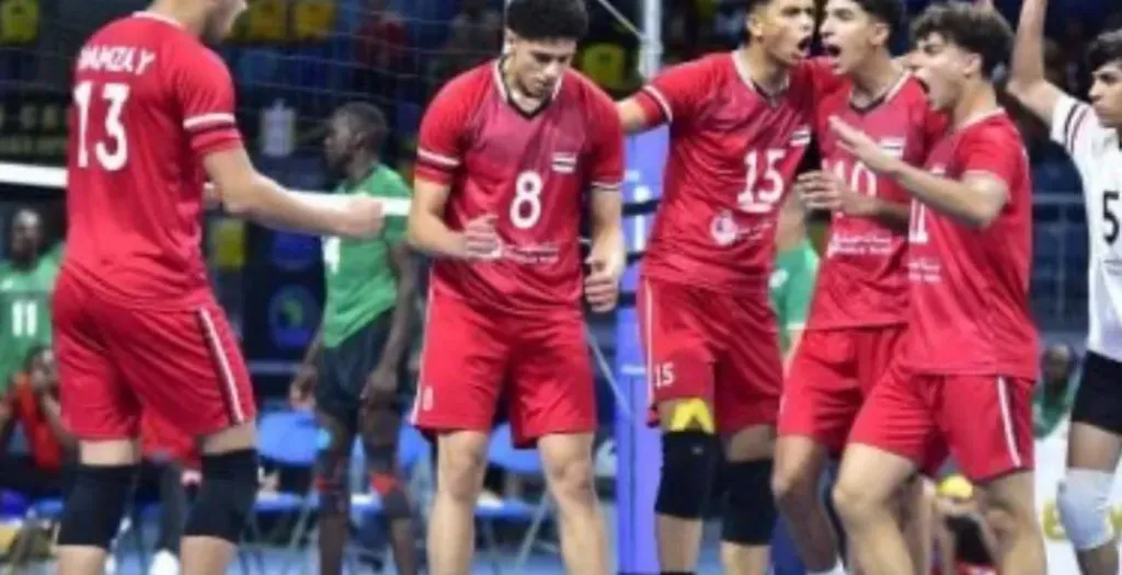شباب الطائرة